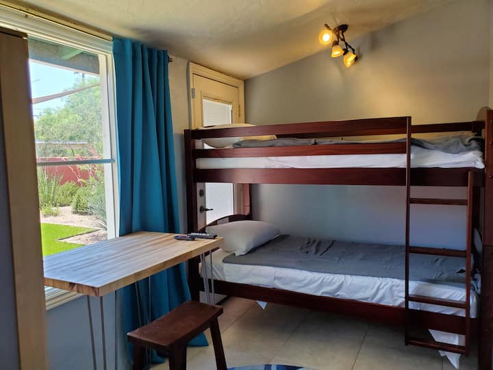 Dhomë gjumi 2