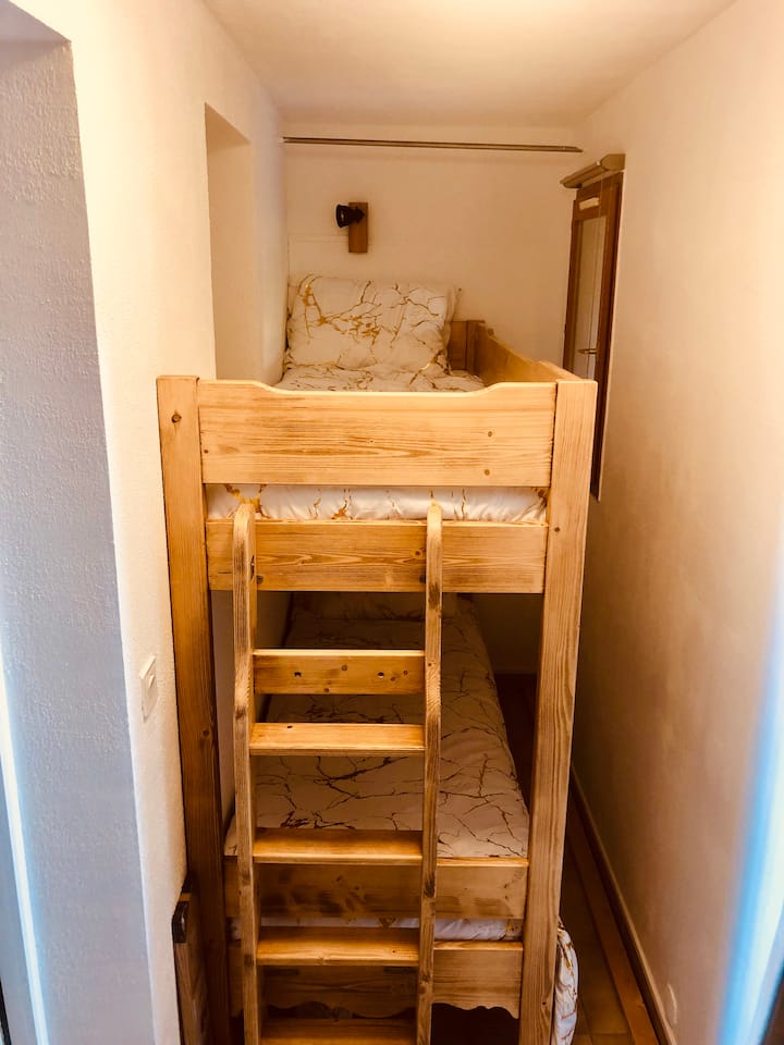 Cabine