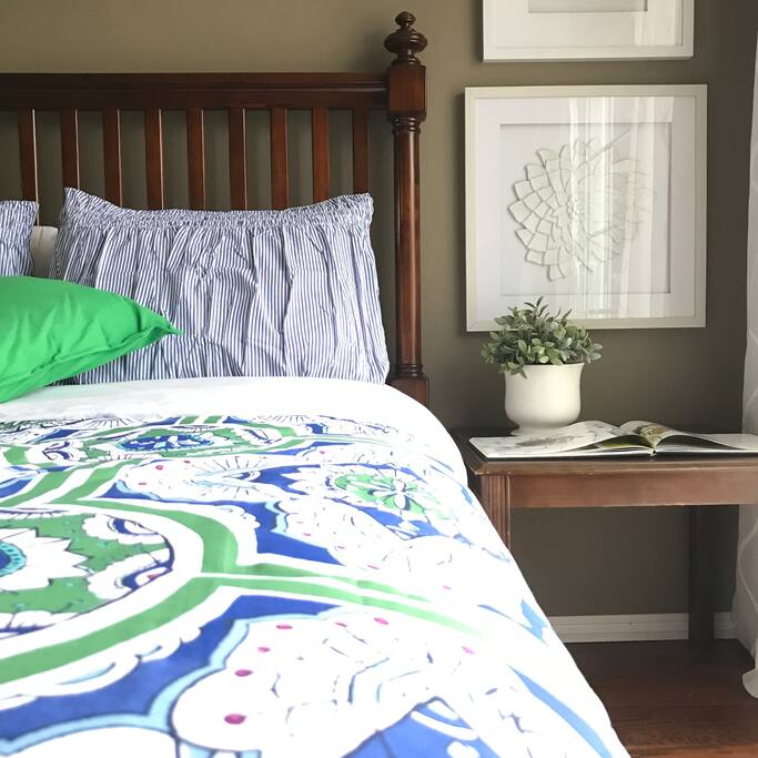Spacious Bedroom With Garden Access