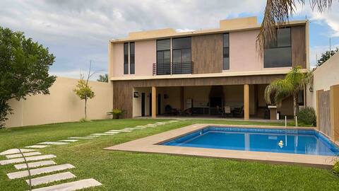 Villa BarLó - 3 Bedroom Luxury Villa