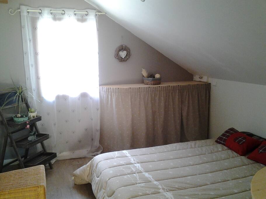 Chambre lit pour 2 personnes