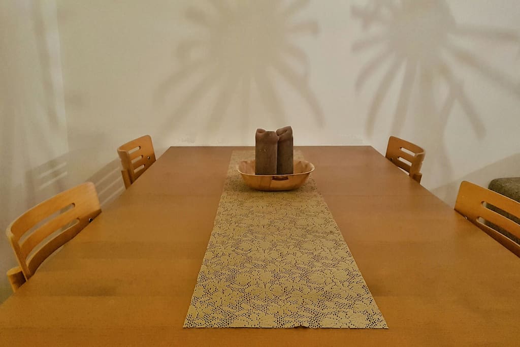 Have dinner here or play games? so much possible!