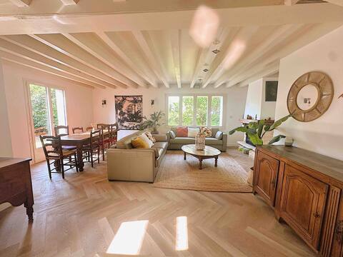 Annonce Airbnb populaire: Unique, right in the middle of Hossegor à Soorts Hossegor