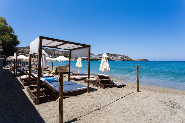 Beachfront villa with daily cleaning, sauna & gym gallery image 2