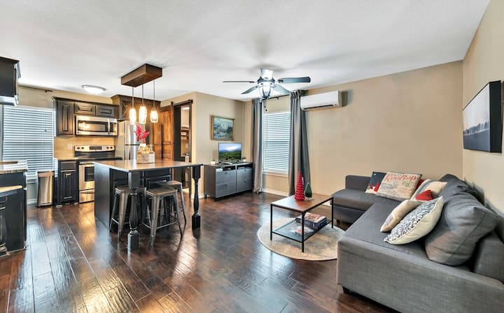 Full kitchen in Mother-in-law suite