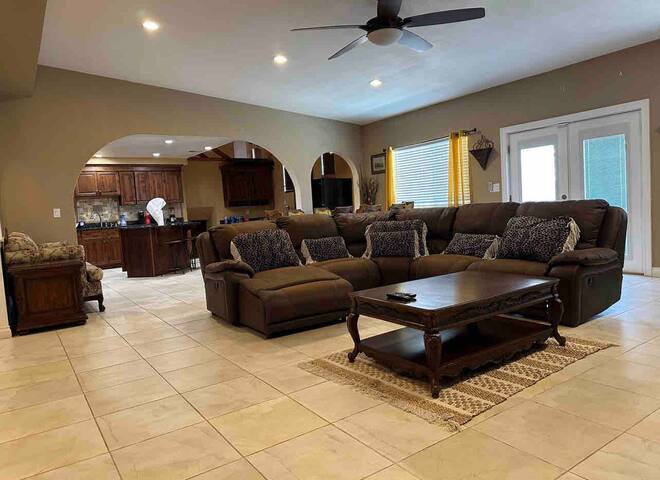 Welcome To my beautiful home gallery image 3