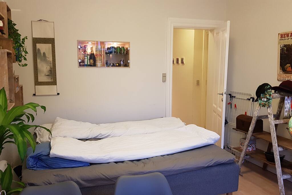 Living room 1 and bedroom. Door to hallway