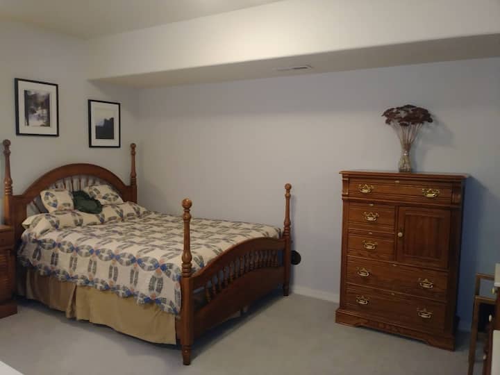 Chumba 2 - Kitanda cha malkia