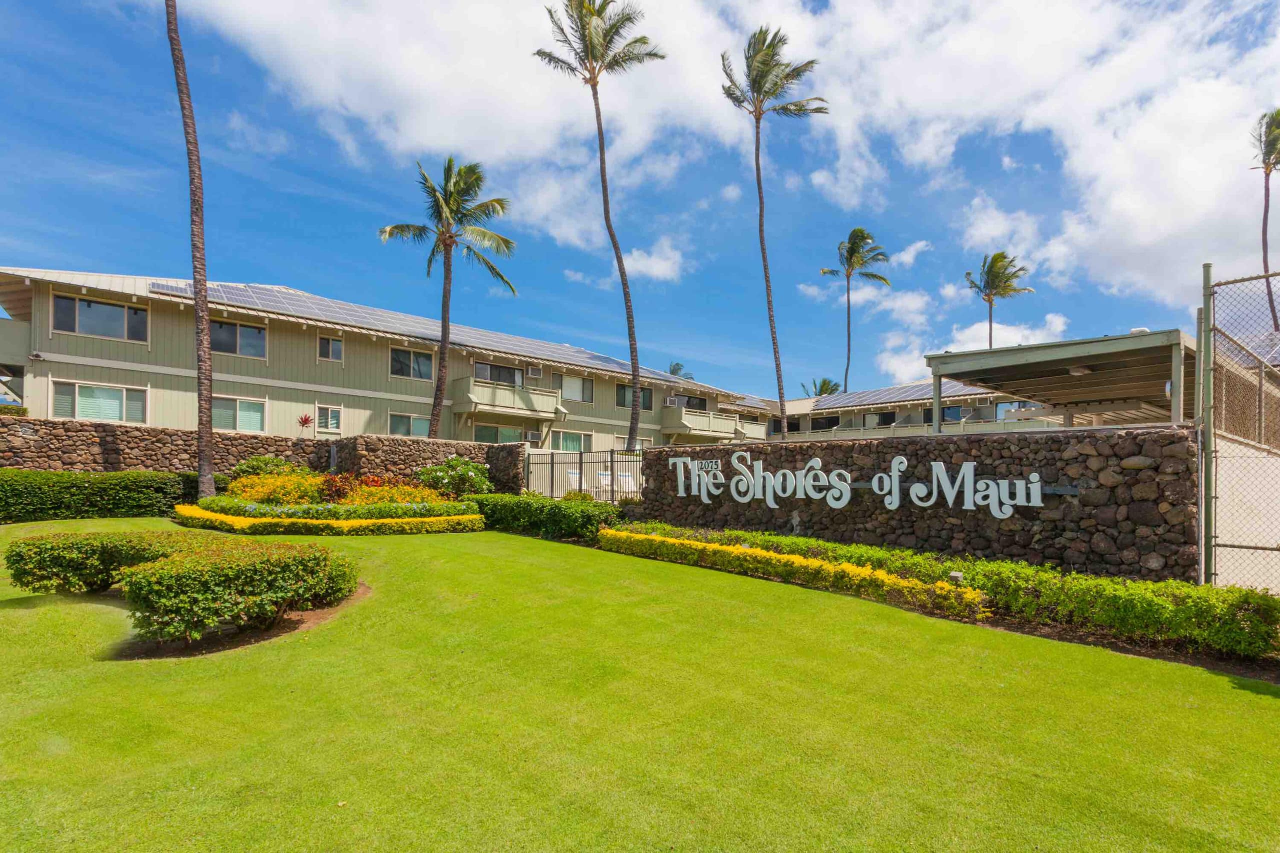 Condo in Kihei · ★4.91 · 1 bedroom · 3 beds · 1 bath - Image 5