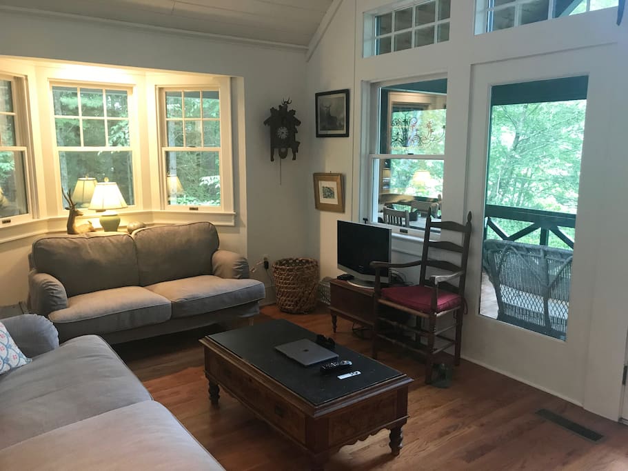 Delaware River retreat Houses for Rent in Damascus, Pennsylvania