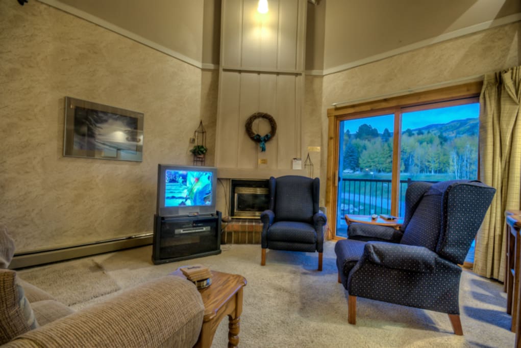 Nice Open Living Area with Tv and Fireplace