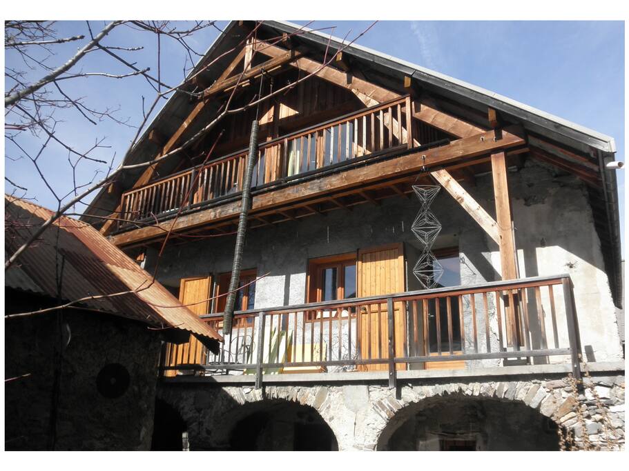 la maison, en arrivant