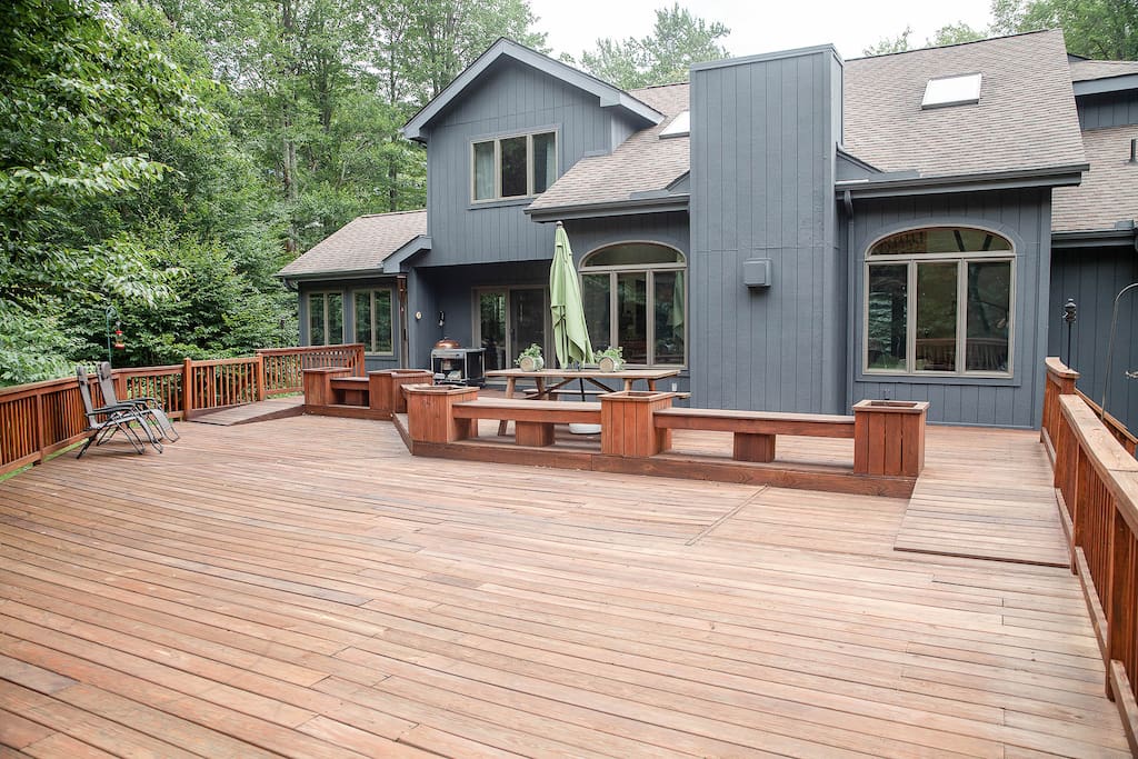The back deck - perfect for grilling, playing games, and just hanging out.