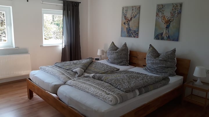 ห้องนอนที่ 1 พร้อมวิวสวน