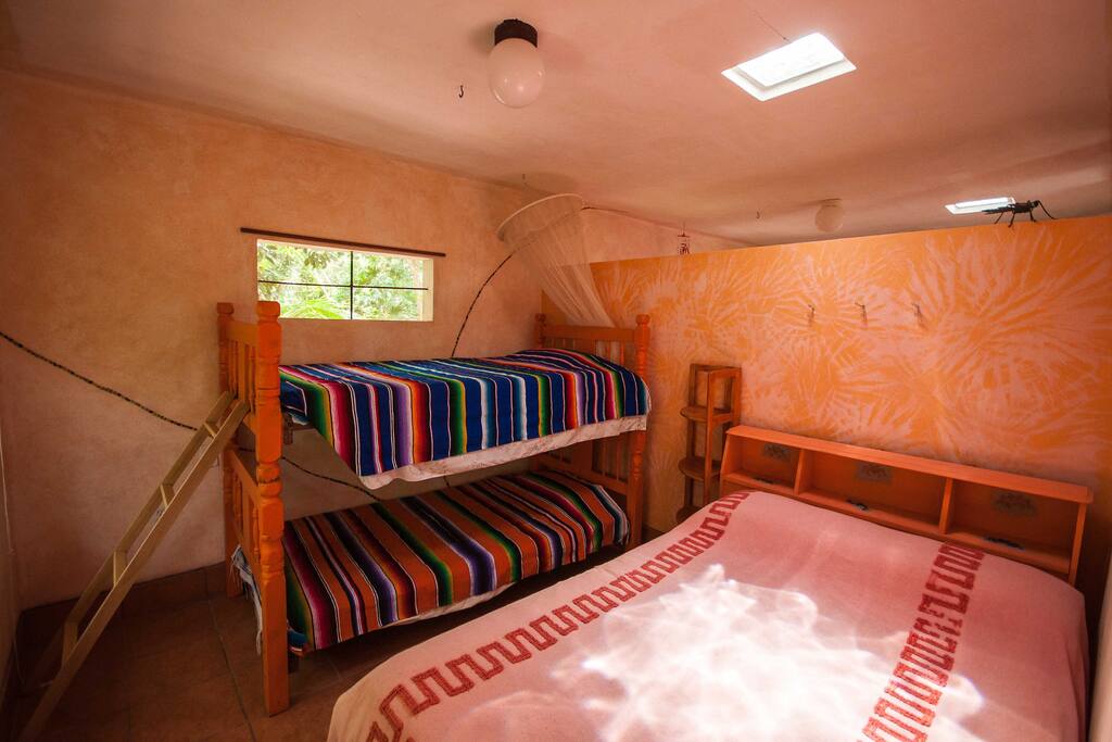 Oscar bedroom 2