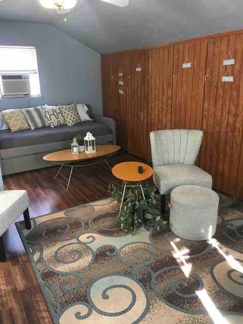 Popular Airbnb listing: Traveling med staff,pro athletes & remote worker in Clermont