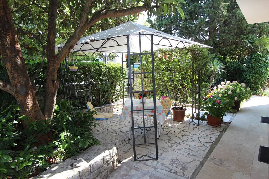 Lara Rovinj Appartement Villa Wohnungen privatunte