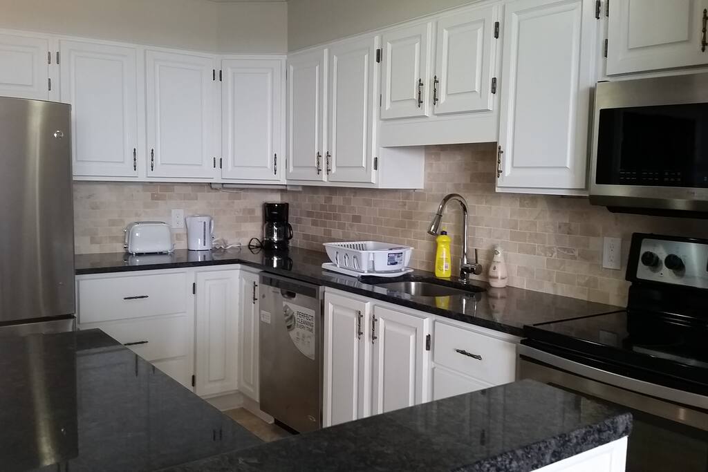 Beautifully upgraded Kitchen