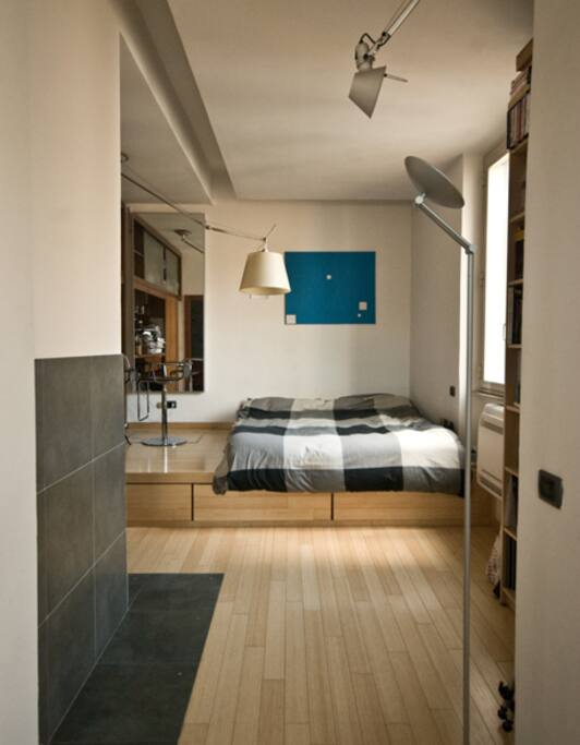 Arredo e mobili di Design (lampade Artemide, Tavolo Calligaris)