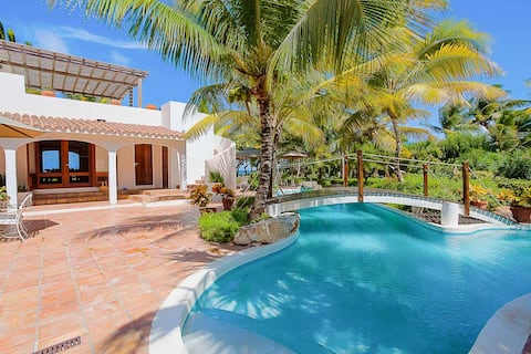 L Embellie Beach Villa and Cottage