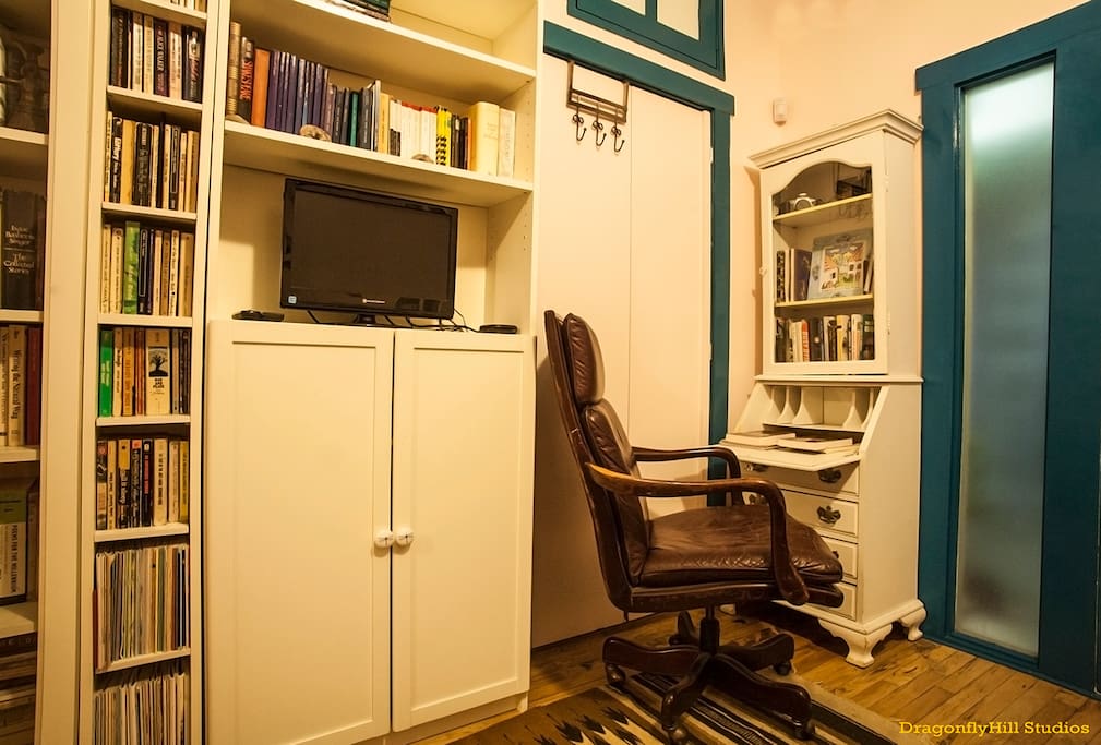 Frida Room desk and bookcases.