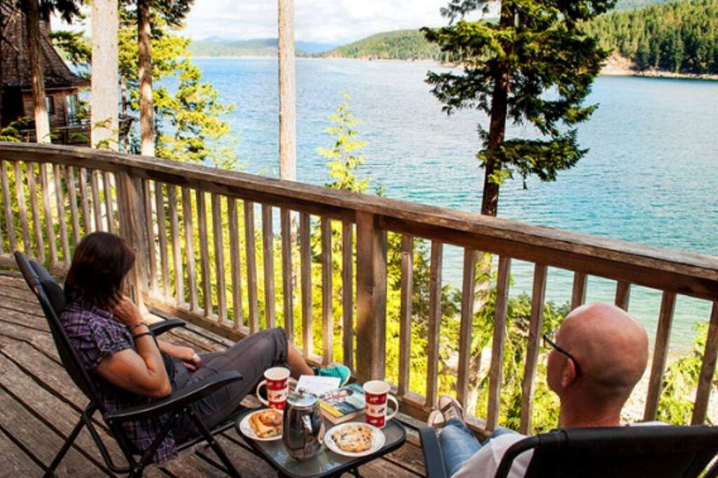 A perfect rental for sitting out on a patio and watching the ocean
