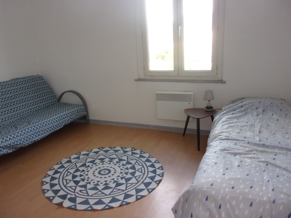 غرفة نوم مفردة 