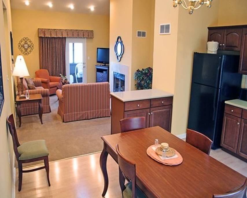 Kitchen/Dining Area (Upper Level)