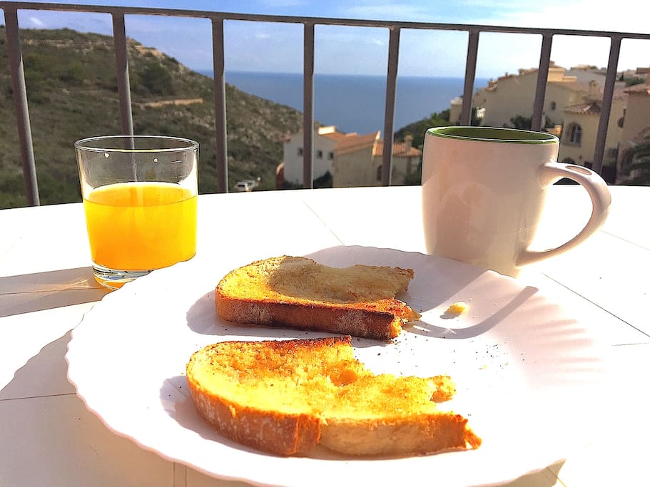 Breakfast on the balcony!