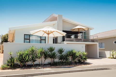 Beach House in Melkbosstrand
