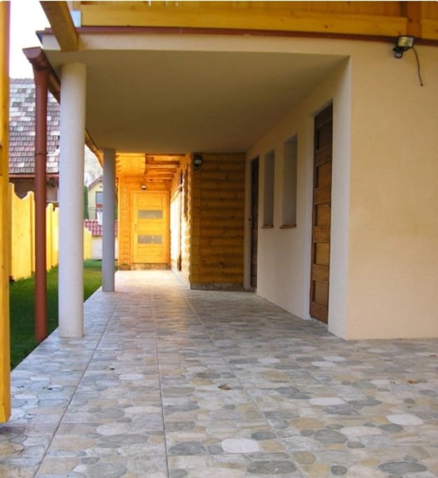 Driveway to park the car.