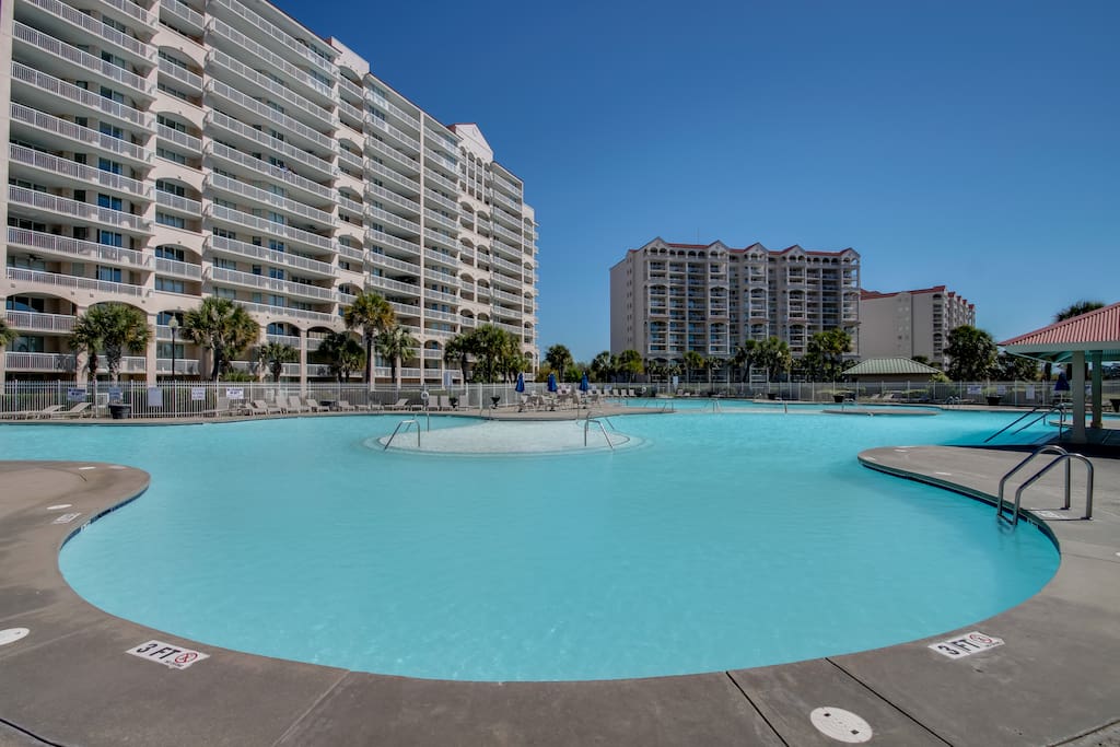 Pool,Water,Building,Resort,Swimming Pool