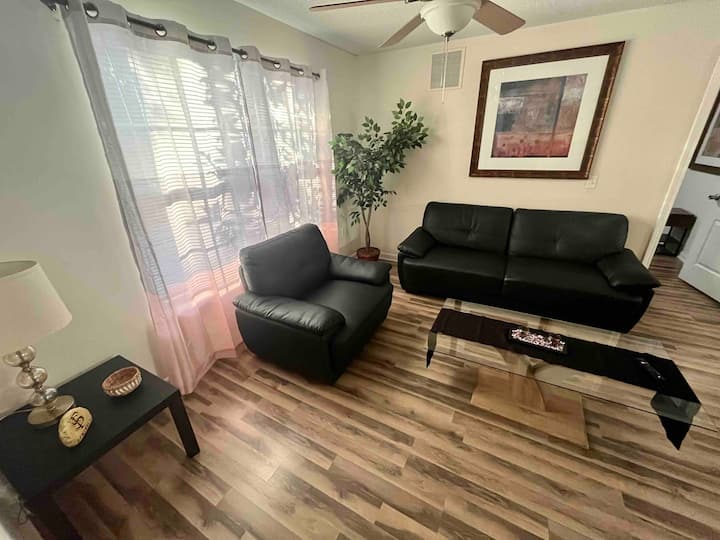 3 Bedroom 3 Baths Fsu Famu Condo - Tallahassee, FL