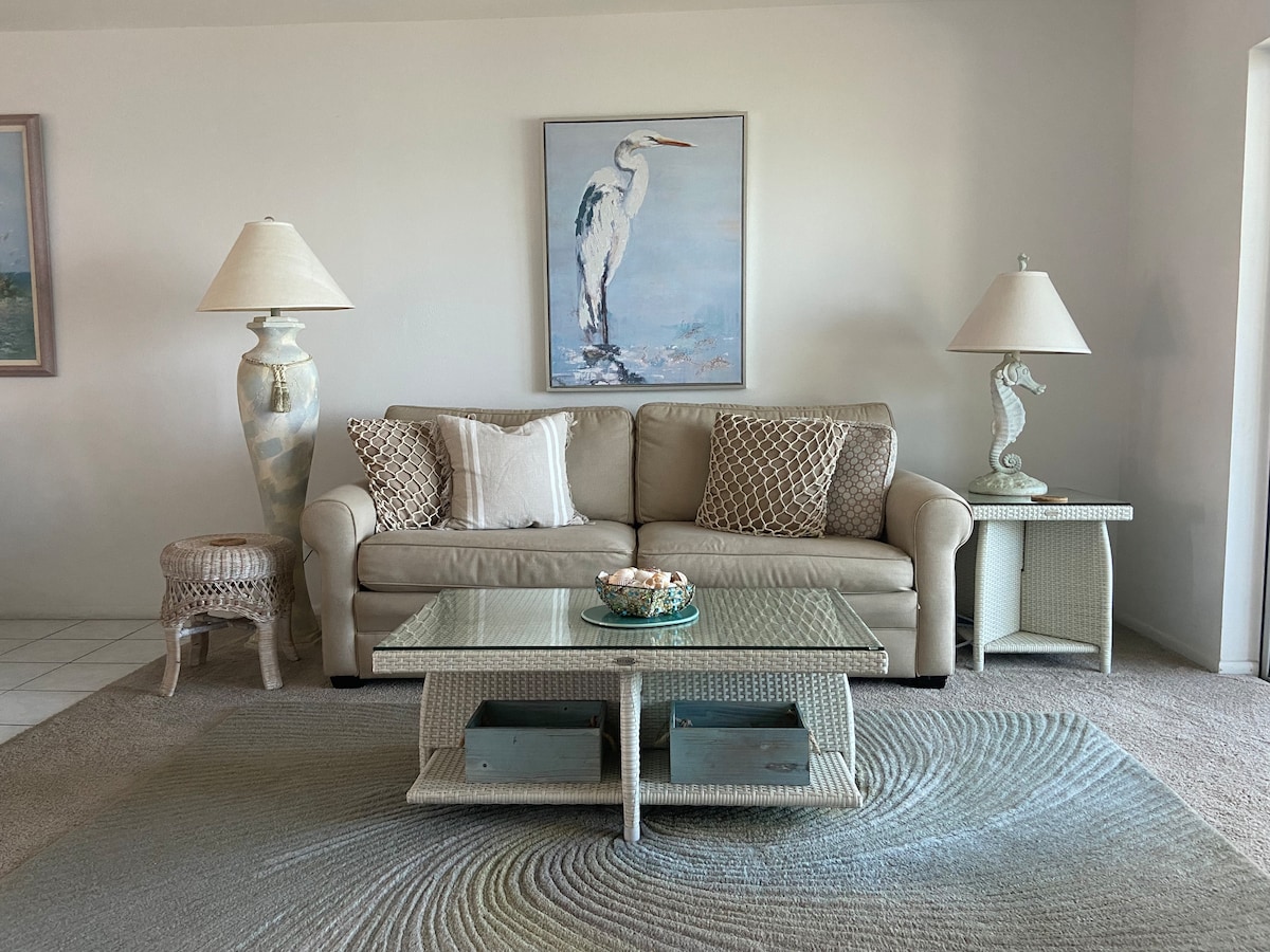 Top performing Airbnb: Amazing Gulf Views Condo, Siesta Key, in Vamo