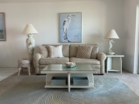 Top performing Airbnb: Amazing Gulf Views Condo, Siesta Key, in Vamo