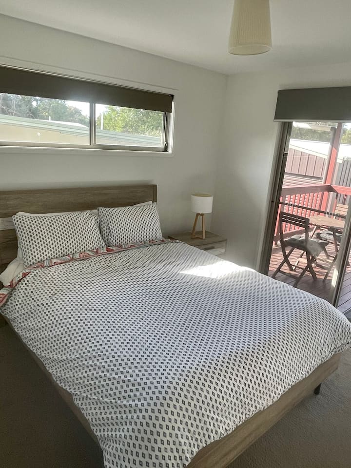 Dhoma e gjumit Një (Pic 1)