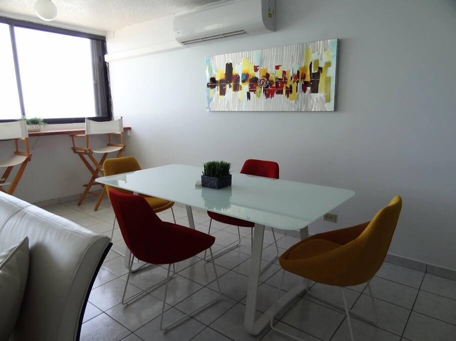 Dining Table S/4 Comfortablu