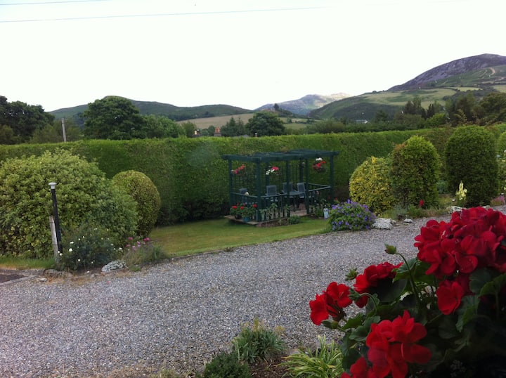 Newtown Mount Kennedy Holiday Rentals & Homes County Wicklow, Ireland