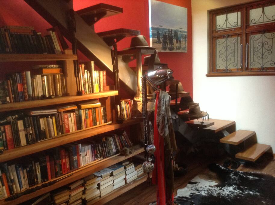 Entrance Hall & stair to roof deck