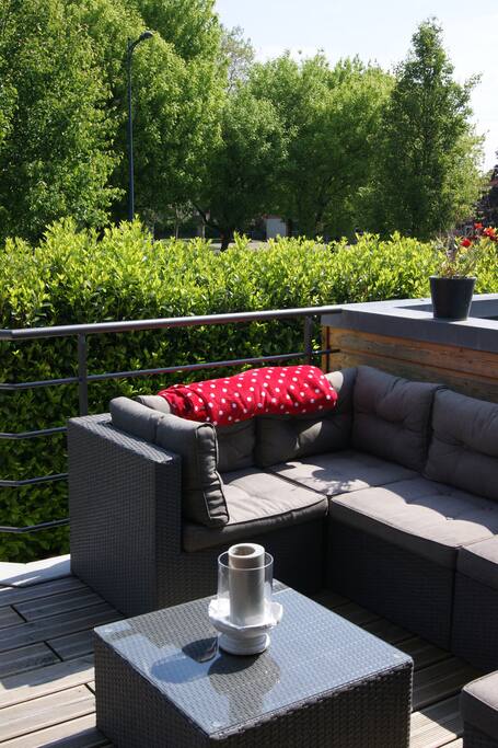 Profitez de la terrasse ..