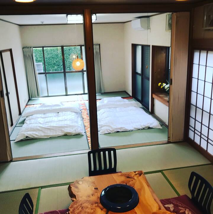 有到成田机场的公交车300日币就能到机场 3室2厨一厅2卫生间 纯日式经典民宿免费停车位5台 Houses For Rent In Yokoshibahikari Machi Sanbu Gun Chiba Ken Japan