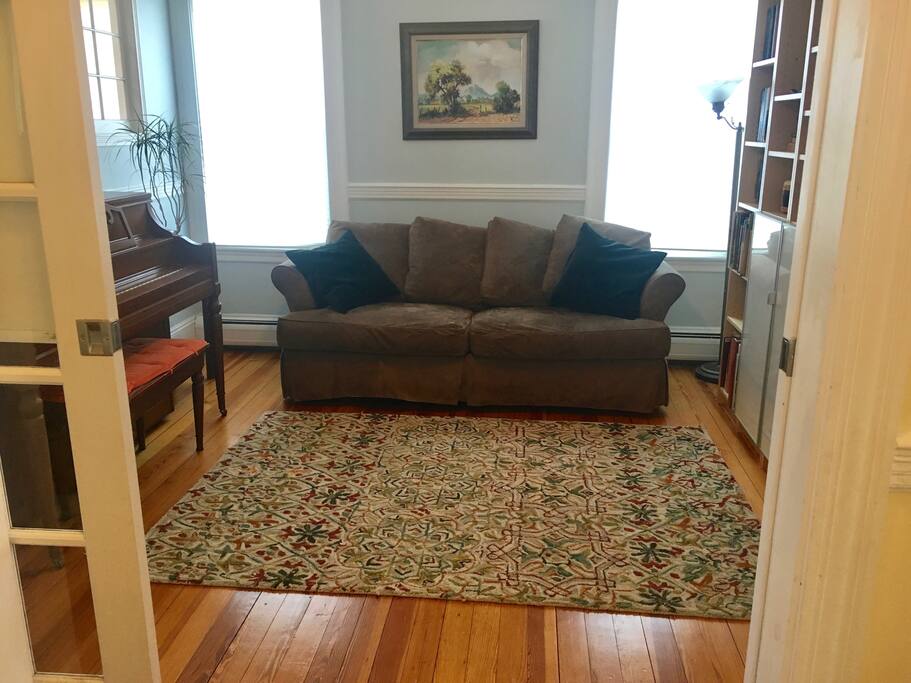 Sitting room with French doors