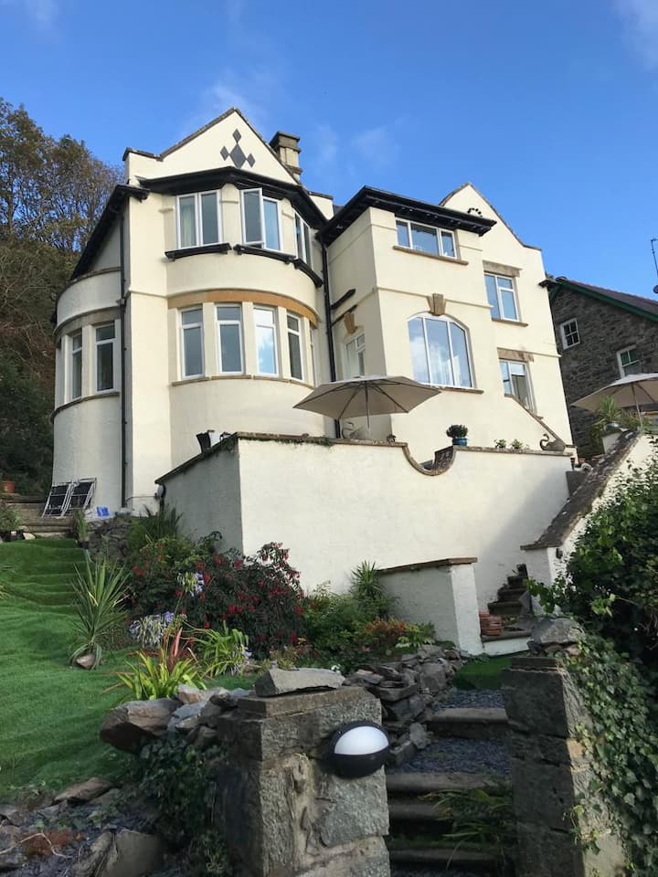 Bryn Gelli Barmouth, Detached Family Seaside Home Houses for Rent in