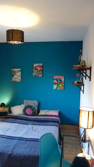Votre chambre - Your bedroom