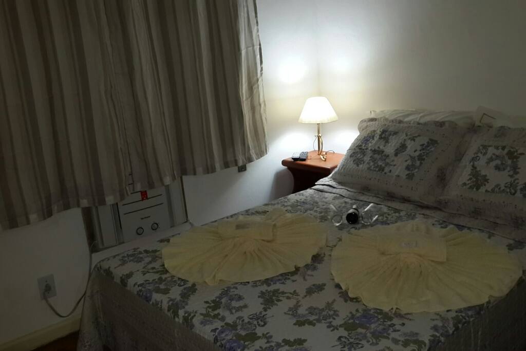 Ambiente aconchegante, limpo e confortável.