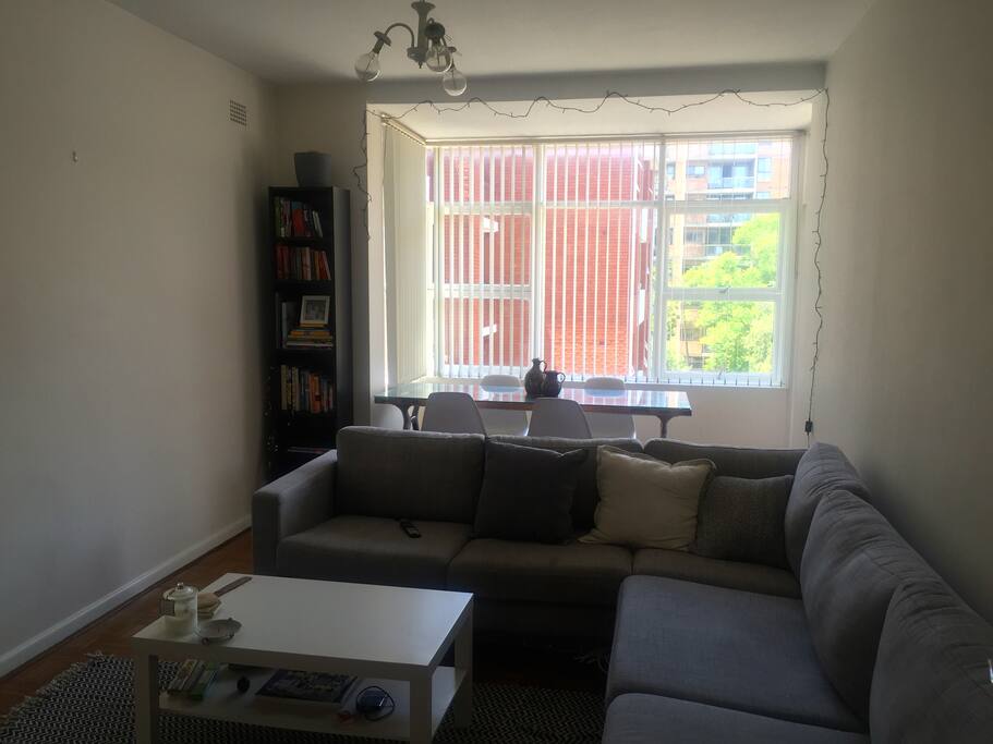 Loungeroom