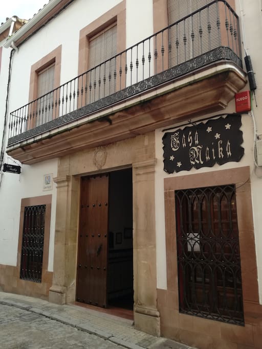 fachada del alojamiento