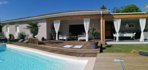 Contemporary house in medieval city