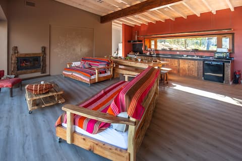 Top performing Airbnb: House for 12 – Valley View – Near Lago Puelo in Departamento Cushamen