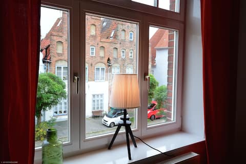 Successful Airbnb property: Stay in the old Stecknitzfahrer Amtshaus in Lübeck